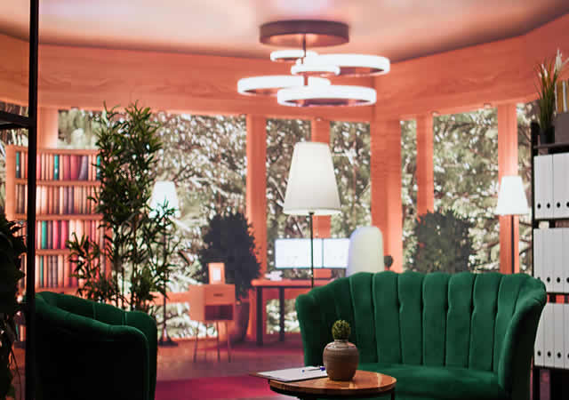 Textured wall with crocodile skin finish using Efudo Crocodile Paint in a luxury interior setting.